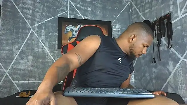 Snapshot of big_blackmen19 chatting on 21, 3, 2026 big blackmen19 online show from 21, 3, 2026