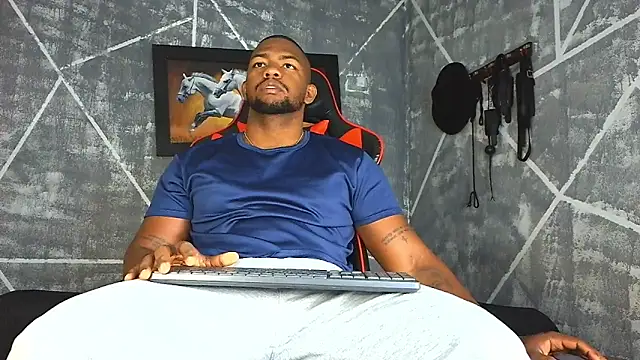 Snapshot of big_blackmen19 chatting on 27, 3, 2026 big blackmen19 online show from 27, 3, 2026