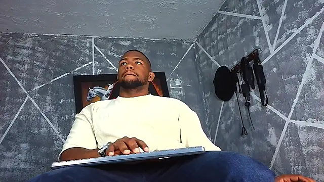 Snapshot of big_blackmen19 chatting on 30, 3, 2026 big blackmen19 online show from 30, 3, 2026