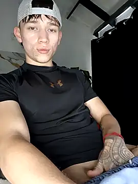 Logan sixxer online show from 21, 3, 2026