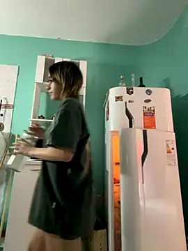 Babylovetiernax online show from 27, 11, 2025