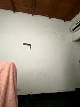 Babylovetiernax online show from 5, 12, 2025