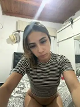 Babylovetiernax online show from 2, 4, 2026