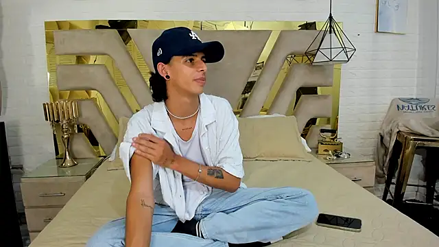 Ibratxandy online show from 4, 11, 2025