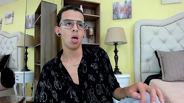 Ibratxandy online show from 13, 12, 2025