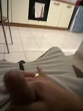 Snapshot of umeghj chatting on 13, 2, 2026 umeghj online show from 13, 2, 2026