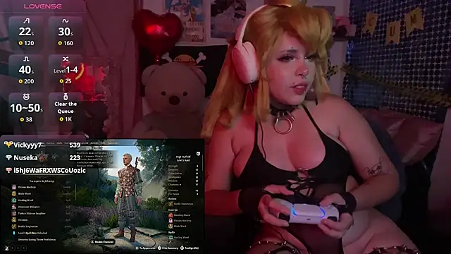 Snapshot of PixelKitty_ chatting on 8, 4, 2026 PixelKitty online show from 8, 4, 2026