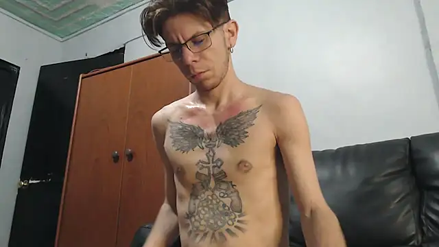 AlexandroRossi online show from 4, 12, 2025