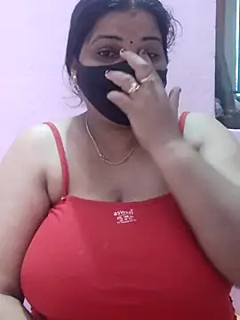 Snapshot of lathikaqueentamil chatting on 20, 9, 2025 lathikaqueentamil online show from 20, 9, 2025