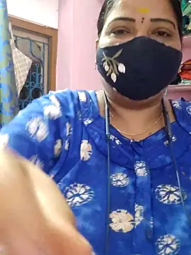 Snapshot of lathikaqueentamil chatting on 11, 10, 2025 lathikaqueentamil online show from 11, 10, 2025