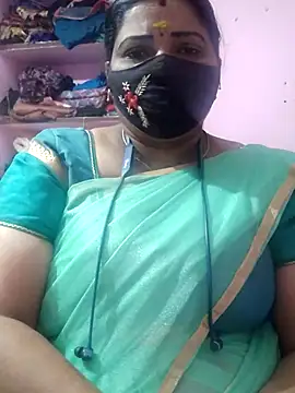 Snapshot of lathikaqueentamil chatting on 16, 10, 2025 lathikaqueentamil online show from 16, 10, 2025