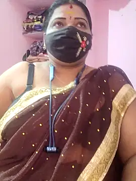 Snapshot of lathikaqueentamil chatting on 17, 10, 2025 lathikaqueentamil online show from 17, 10, 2025