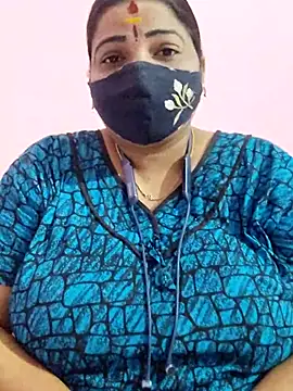 Snapshot of lathikaqueentamil chatting on 27, 10, 2025 lathikaqueentamil online show from 27, 10, 2025