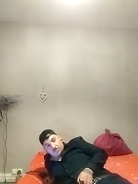 JuicyBigcockxh online show from 9, 9, 2025