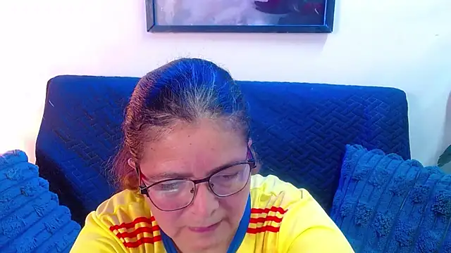 Snapshot of Linda_banks_ chatting on 19, 4, 2026 Linda banks online show from 19, 4, 2026