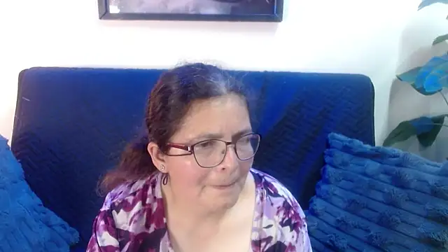 Snapshot of Linda_banks_ chatting on 25, 4, 2026 Linda banks online show from 25, 4, 2026