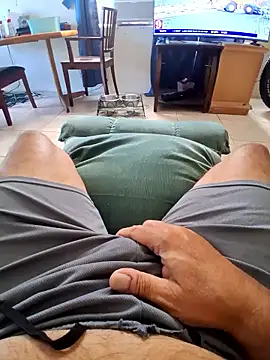 Snapshot of pullitoff chatting on 9, 1, 2026 pullitoff online show from 9, 1, 2026