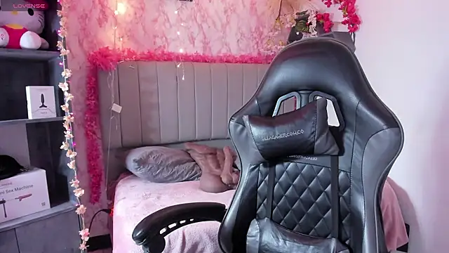 Snapshot of Scarlett21__ chatting on 19, 3, 2026 Scarlett21 online show from 19, 3, 2026