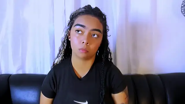 nahomy ryans online show from 19, 12, 2025