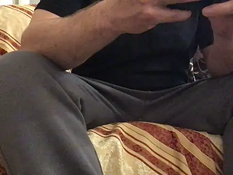 Snapshot of fiii87xx chatting on 17, 2, 2026 fiii87xx online show from 17, 2, 2026