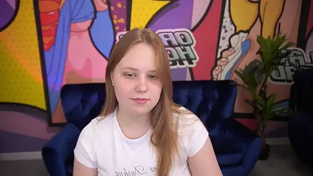 Snapshot of CrystallPaws chatting on 28, 10, 2025 CrystallPaws online show from 28, 10, 2025