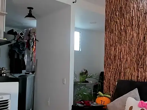 lia rip01 online show from 27, 10, 2025