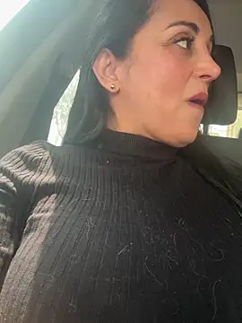 Snapshot of hotadhara01 chatting on 17, 12, 2025 hotadhara01 online show from 17, 12, 2025