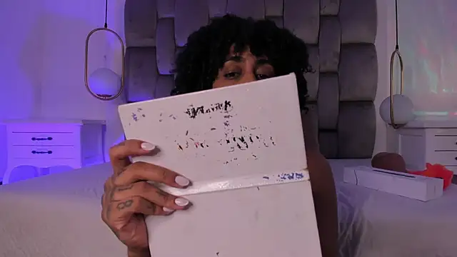 Snapshot of OnlyGia chatting on 29, 4, 2026 OnlyGia online show from 29, 4, 2026