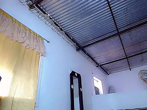 Snapshot of Anthonella_valentina chatting on 22, 4, 2026 Anthonella valentina online show from 22, 4, 2026