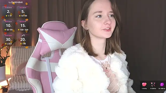 Snapshot of AlexsisFaee chatting on 4, 12, 2025 AlexsisFaee online show from 4, 12, 2025