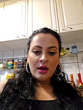 Snapshot of ShineBright88 chatting on 4, 5, 2026 ShineBright88 online show from 4, 5, 2026