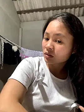 NhuFox online show from 5, 10, 2025