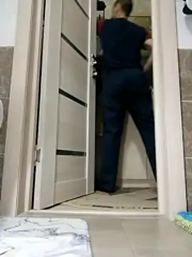 Snapshot of N_i_k_o_l_a_u chatting on 3, 4, 2026 N i k o l a u online show from 3, 4, 2026