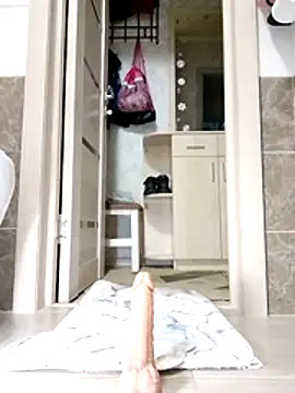 Snapshot of N_i_k_o_l_a_u chatting on 10, 4, 2026 N i k o l a u online show from 10, 4, 2026