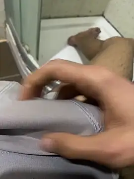 Snapshot of BatchedTracer chatting on 6, 3, 2026 BatchedTracer online show from 6, 3, 2026