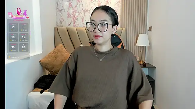 Snapshot of Yuna__Min chatting on 26, 9, 2025 Yuna  Min online show from 26, 9, 2025