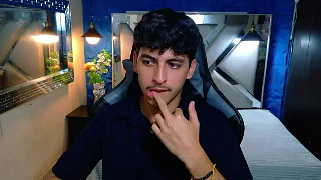 Snapshot of Alan_Del_Reyx chatting on 19, 2, 2026 Alan Del Reyx online show from 19, 2, 2026