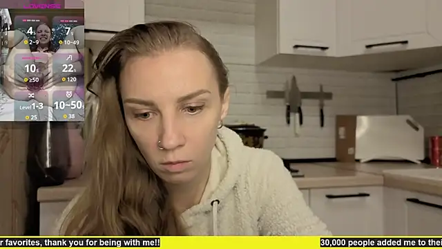 Snapshot of Edena_ chatting on 13, 9, 2025 Edena online show from 13, 9, 2025