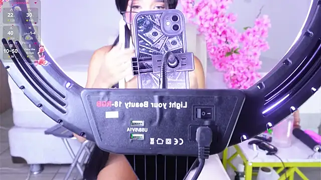 Snapshot of Auroraa_x1 chatting on 23, 12, 2025 Auroraa x1 online show from 23, 12, 2025