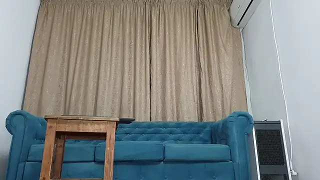 Snapshot of BLOND_GOD chatting on 12, 4, 2026 BLOND GOD online show from 12, 4, 2026