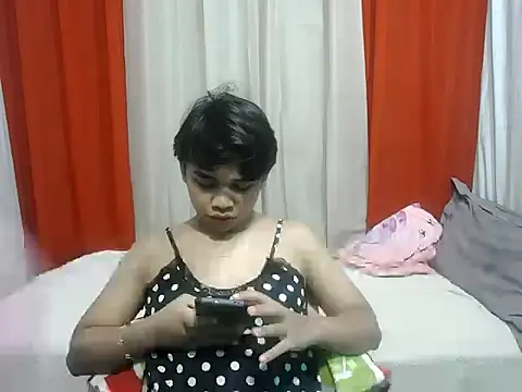 pinaymorena zeinab online show from 14, 7, 2026