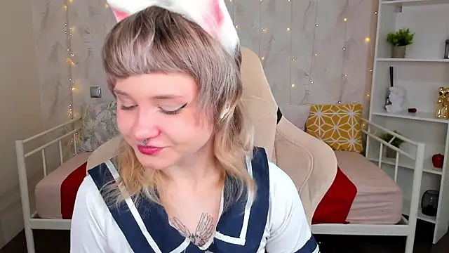 Snapshot of Tori_Cutie chatting on 4, 3, 2026 Tori Cutie online show from 4, 3, 2026