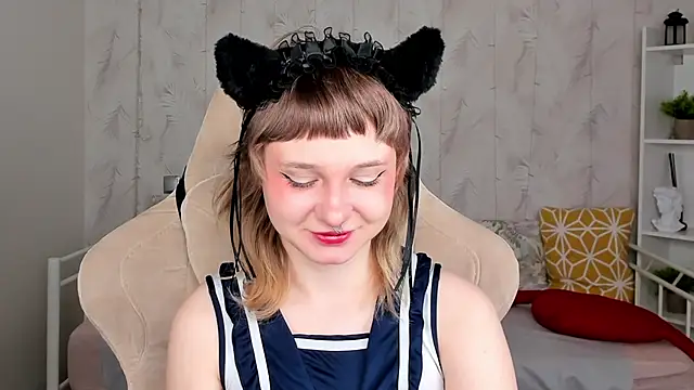 Snapshot of Tori_Cutie chatting on 12, 4, 2026 Tori Cutie online show from 12, 4, 2026