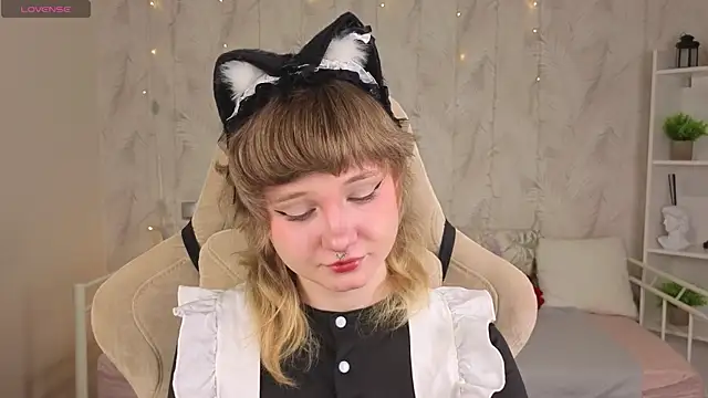 Tori Cutie online show from 26, 5, 2026