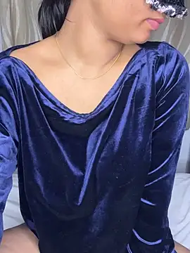 Cute-Samayra online show from 13, 12, 2025