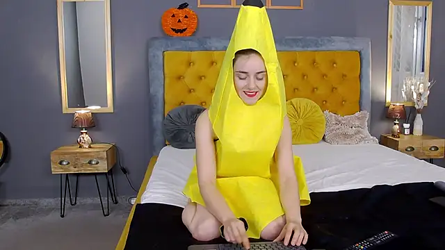 Snapshot of Jessica_White_ chatting on 30, 10, 2025 Jessica White online show from 30, 10, 2025