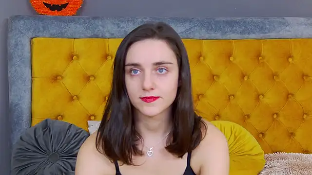 Snapshot of Jessica_White_ chatting on 17, 11, 2025 Jessica White online show from 17, 11, 2025