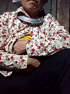 Snapshot of TinTin321 chatting on 22, 12, 2025 TinTin321 online show from 22, 12, 2025