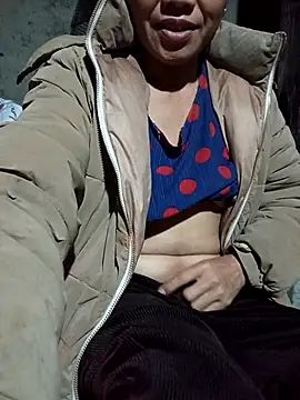 Snapshot of TinTin321 chatting on 5, 1, 2026 TinTin321 online show from 5, 1, 2026