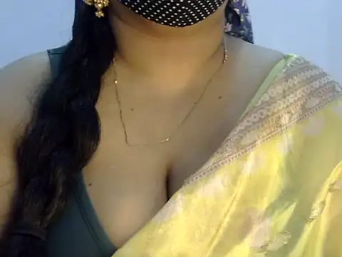 Snapshot of Siya_Akhor chatting on 15, 10, 2025 Siya Akhor online show from 15, 10, 2025